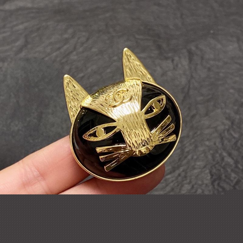 Ch*el brooches
